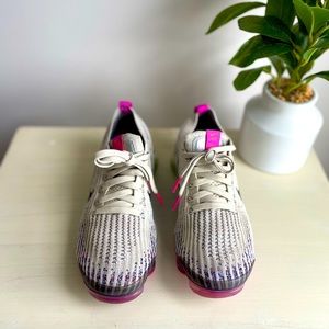 2020
Wmns Air VaporMax Flyknit 3 'Fossil